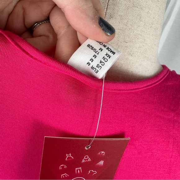 NWT Pink Tank Top with Cutout - Picture 4 of 4